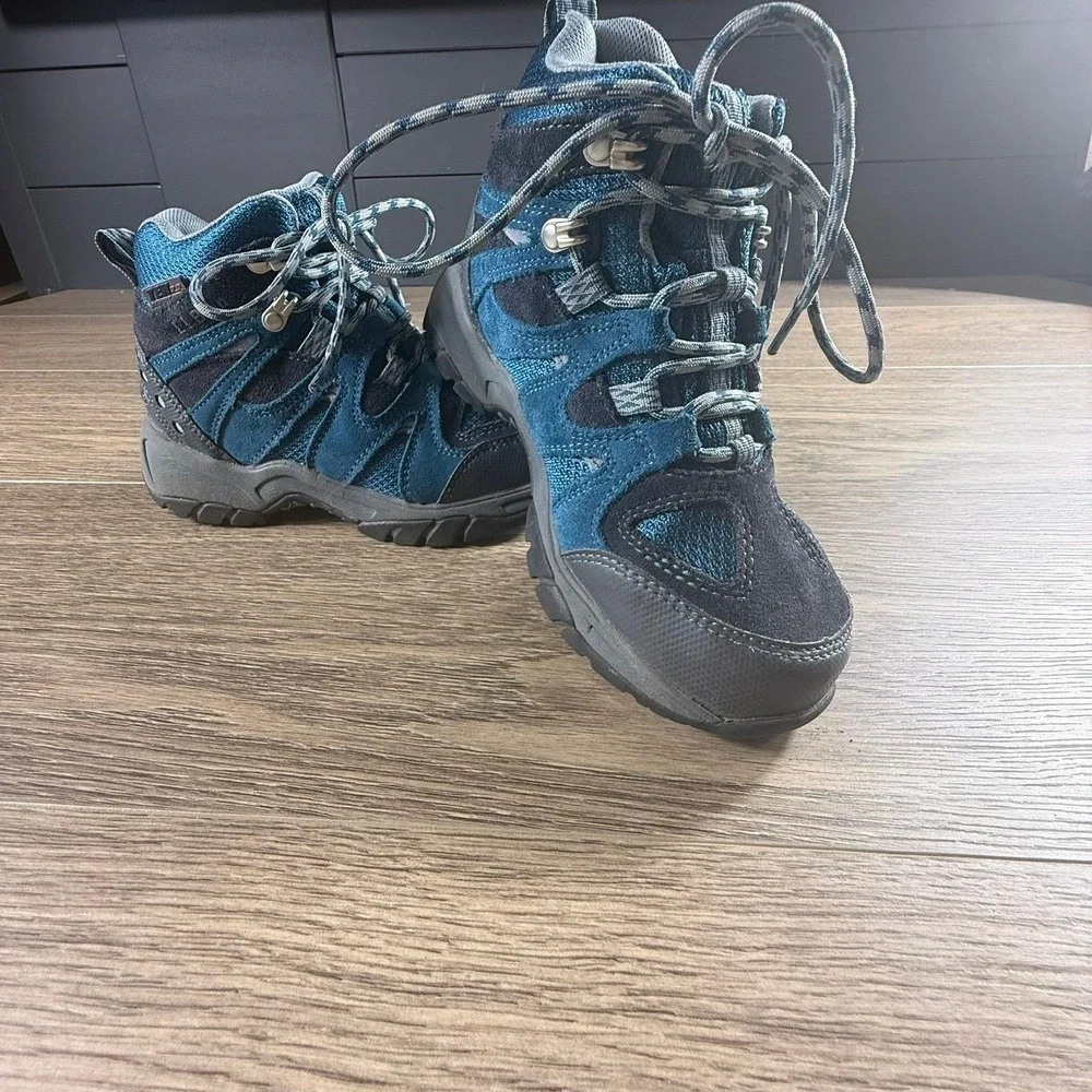 L.L. Bean Kids Trail Model Hiker Boots Waterproof Suede Blue Size 2 Outdoors